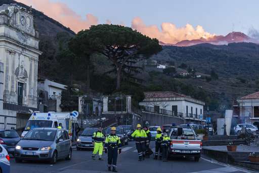 Quake from Mount Etna volcano jolts Sicily, sparks panic