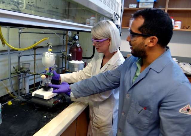 Rice U. researchers enhance boron nitride nanotubes for next-gen composites