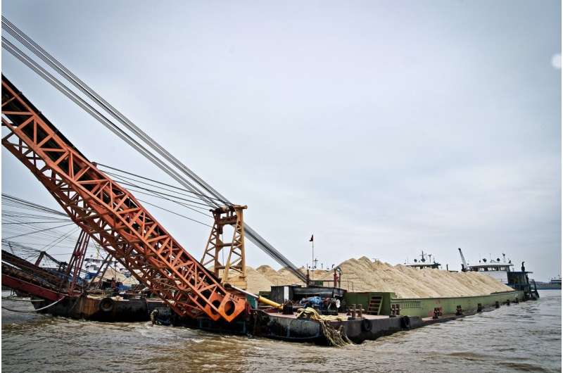 Uncovering sand mining's impacts on the world's rivers
