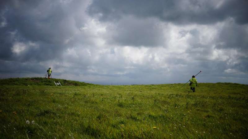 ANU archaeologist discovers Cornish barrow site