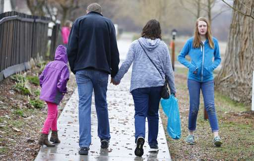 Free-range parenting laws letting kids roam could catch on