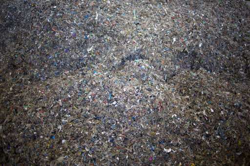 Israeli firm says it can turn garbage into plastic gold