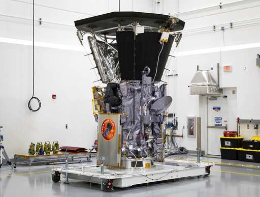 NASA's Parker spacecraft makes 1st close approach to sun