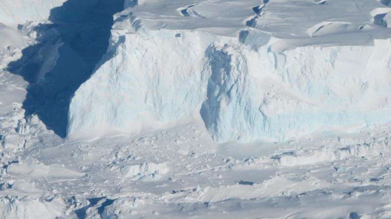 New satellite tech offers a more detailed map of moving Antarctic glaciers