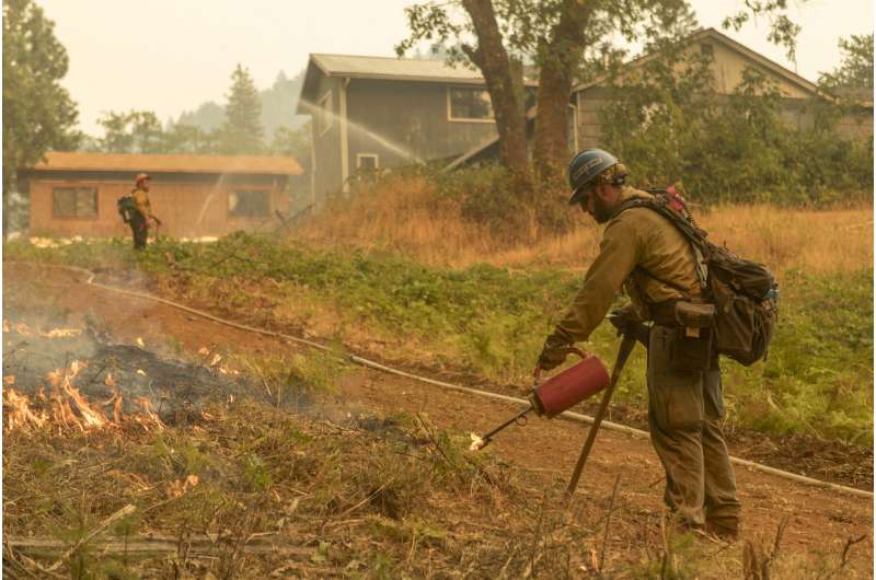 Racial, ethnic minorities face greater vulnerability to wildfires