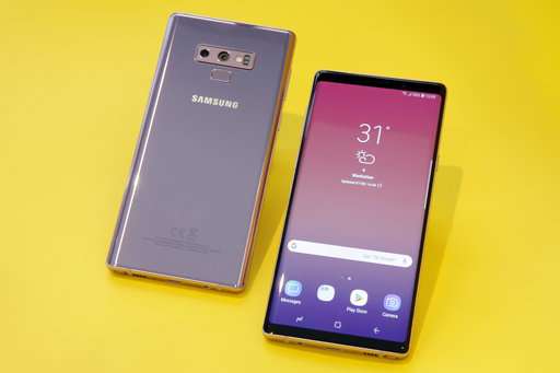 Samsung's $1,000 Note 9 is great -- but so is the cheaper S9