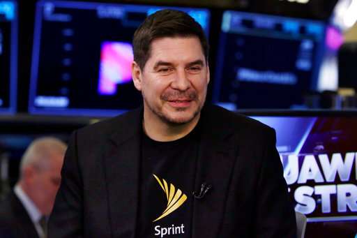 Sprint, T-Mobile have to sell $26.5B deal to antitrust cops