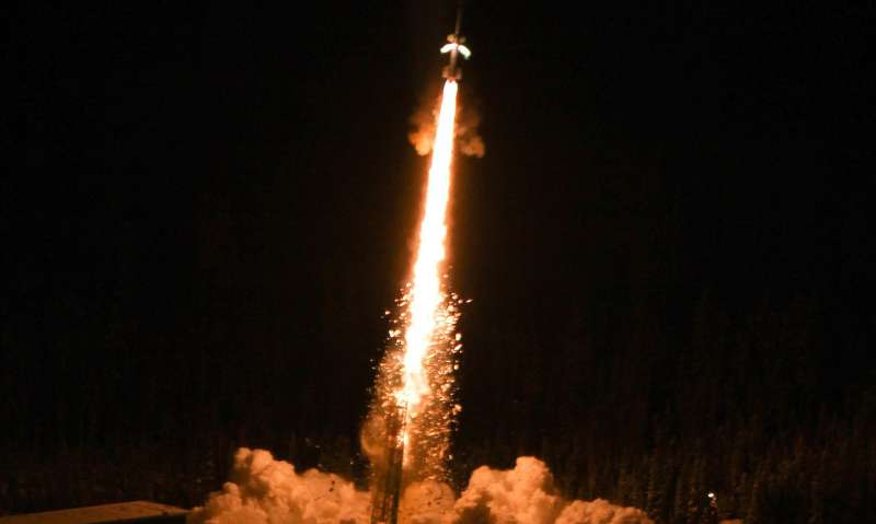 To image leaky atmosphere, NASA rocket team heads north