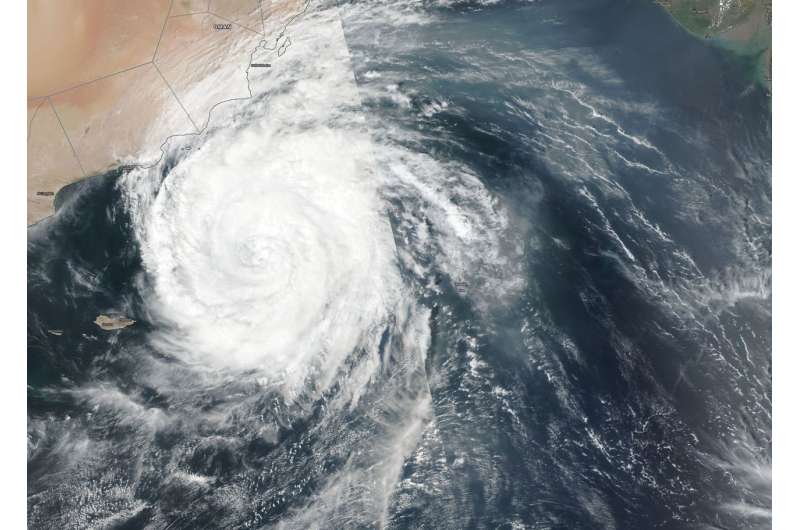 NASA sees Tropical Cyclone Luban nearing Oman