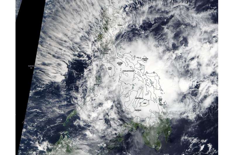 NASA sees Tropical Depression 33W affecting Philippines