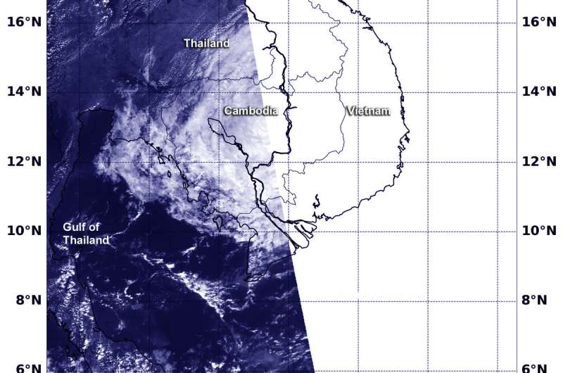 NASA sees Tropical Cyclone 33W dissipating