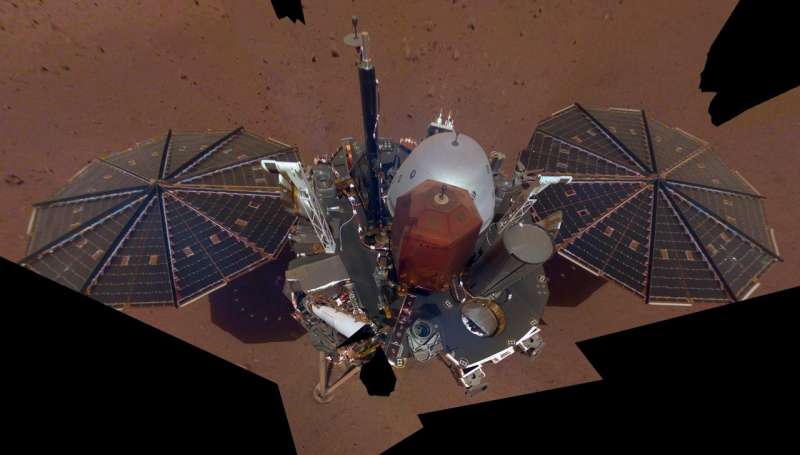NASA's InSight Takes Its First Selfie