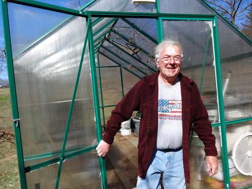 Small indoor greenhouses let apartment dwellers grow veggies