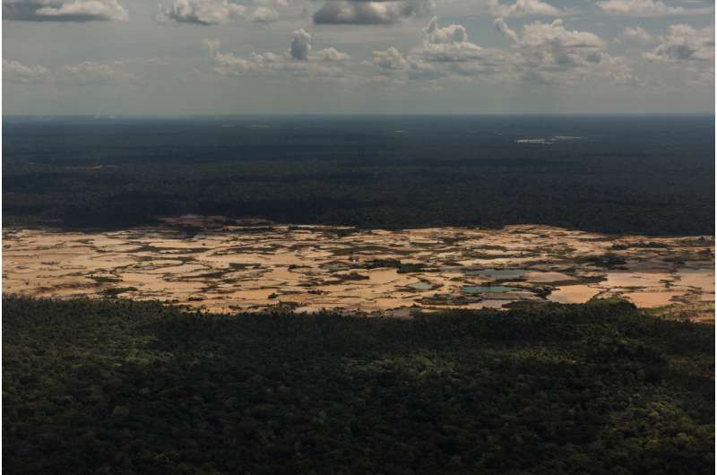 Toxic mercury poisoning the Amazon