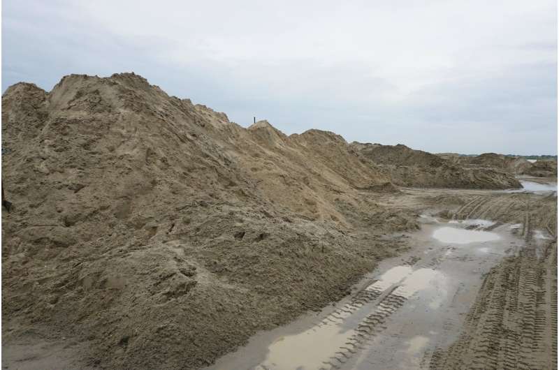 Uncovering sand mining's impacts on the world's rivers
