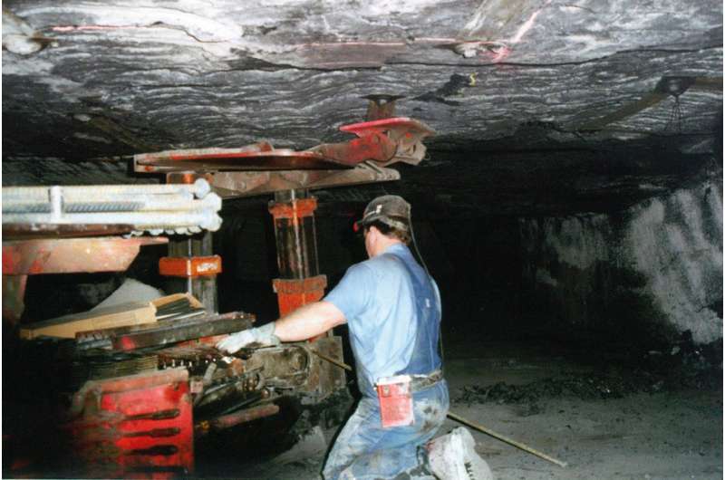 Researchers identify spike in severe black lung disease among former US coal miners