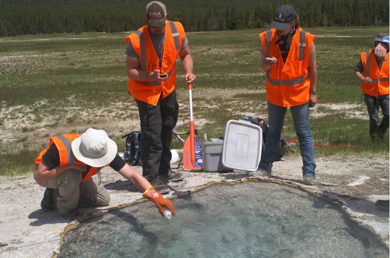 Researchers find new way to estimate magma beneath Yellowstone supervolcano