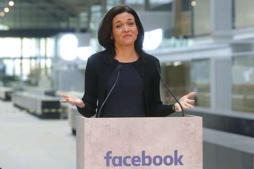 As Facebook faces fire, heat turns up on No. 2 Sandberg