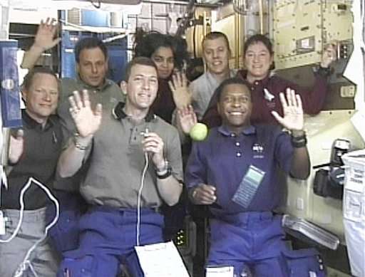 NASA honors 7 killed on space shuttle Columbia 15 years ago