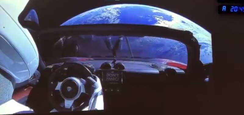 SpaceX beams cool video of Tesla in space