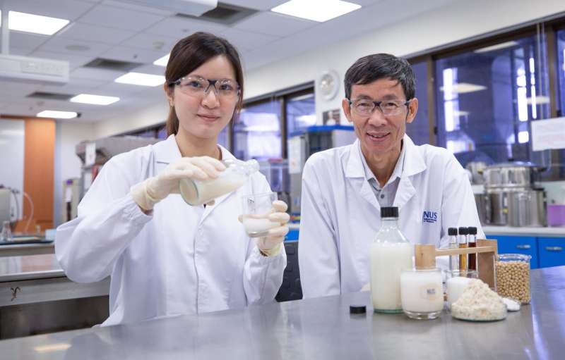 Food scientists create healthy probiotic drink from soy pulp