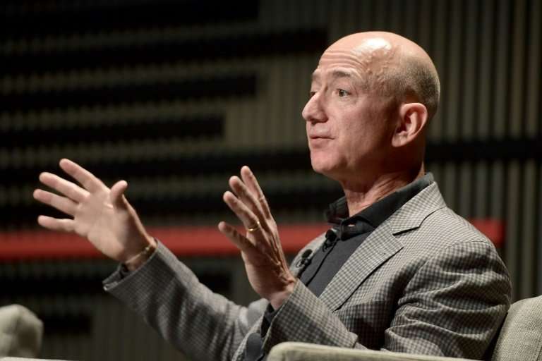 Amazon's Jeff Bezos says the technology giant is maintaining its bid for a major Pentagon cloud computing contract