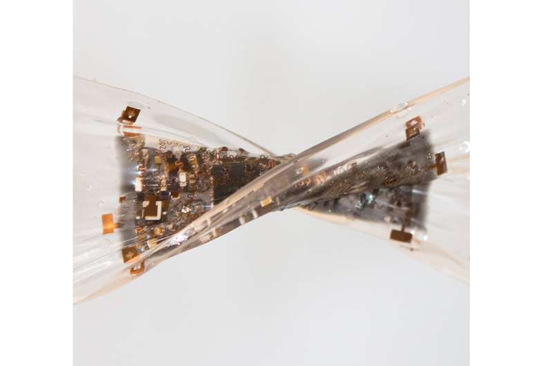 'Building up' stretchable electronics to be as multipurpose as your smartphone