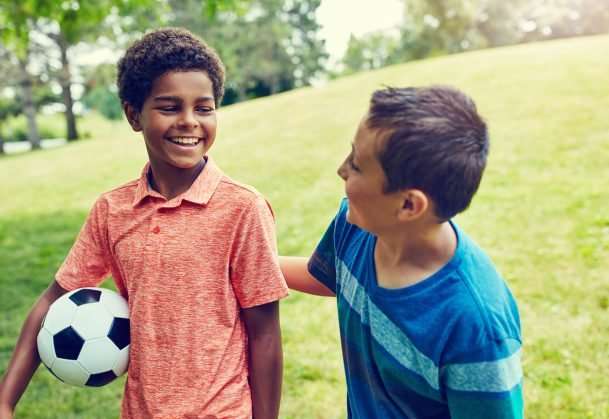 Childhood friendships may have some health benefits in adulthood