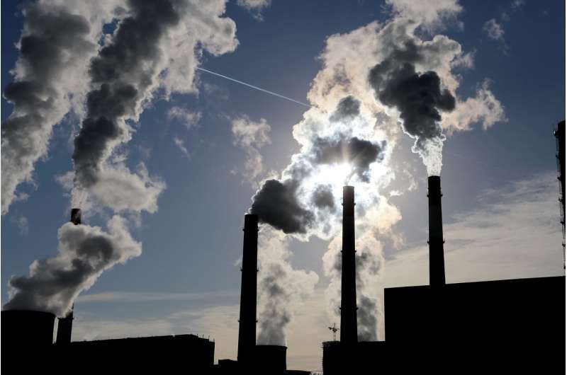 Coal power plant regulations neglect a crucial pollutant