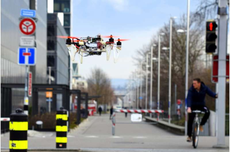 Drones learn to navigate autonomously by imitating cars and bicycles