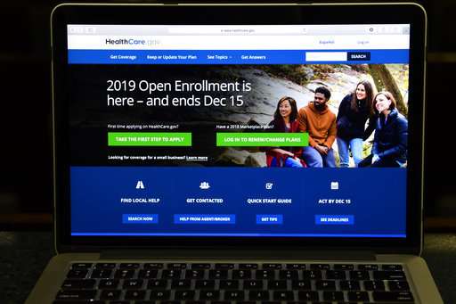 Federal health care website up and running after slow start