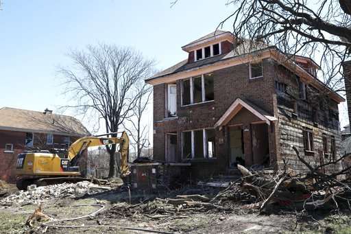Home demolitions may create new problem: lead-tainted dust
