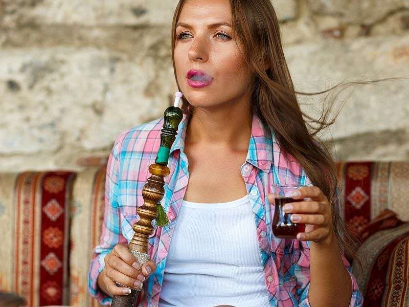 Hookah smoking carries a poisoning risk