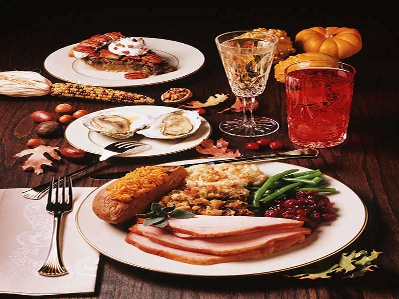Host a healthy thanksgiving feast