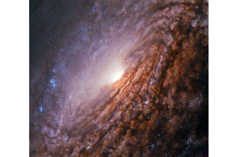 ***Hubble sets sights on a galaxy with a bright heart