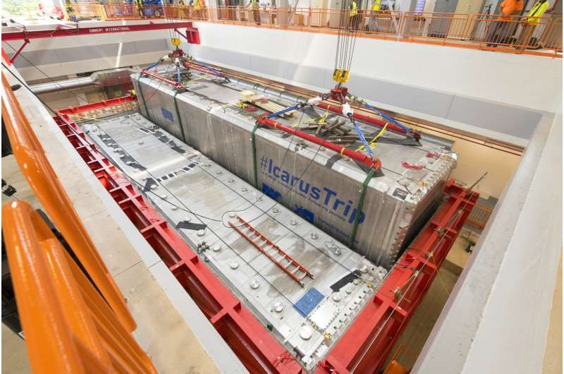 ICARUS neutrino detector installed in new fermilab home