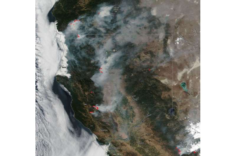 Image: Smoke obscuring large portions of Northern California and Oregon