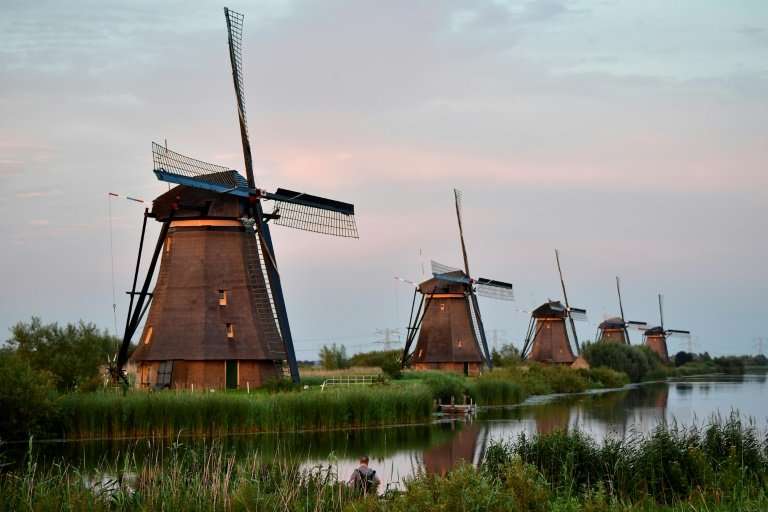 In 1997 UNESCO listed  the 19 windmills at the southwestern tourist attraction of Kinderdijk in the Netherlands on its list of c