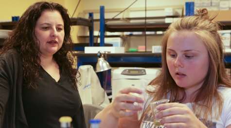 Lab studies the social interaction of yeast