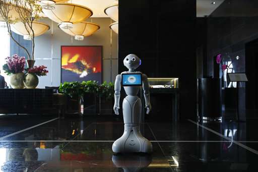 Las Vegas hotels bet on technology to attract, dazzle guests