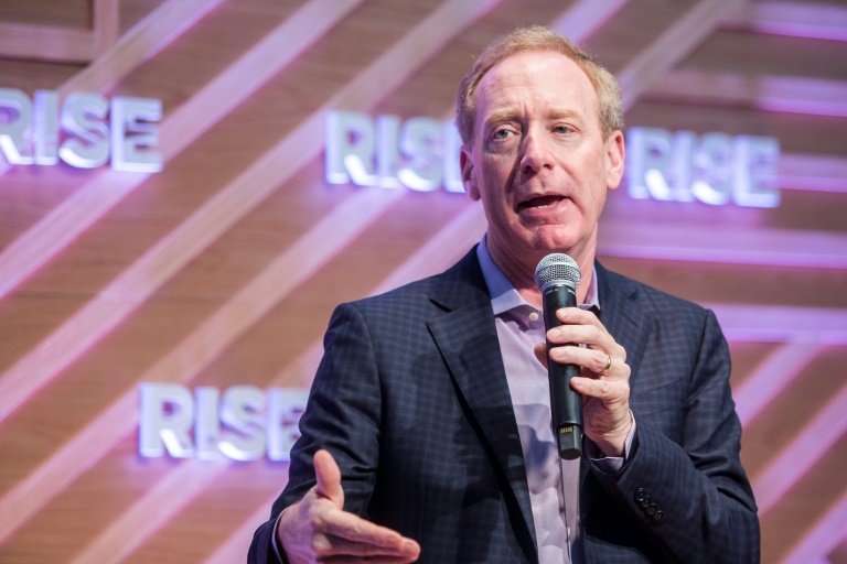 Microsoft president Brad Smith said the US tech giant will maintain its bid for a major Pentagon cloud computing contract while 