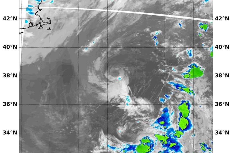 NASA finds fading Sub-Tropical Storm Beryl devoid of center precipitation
