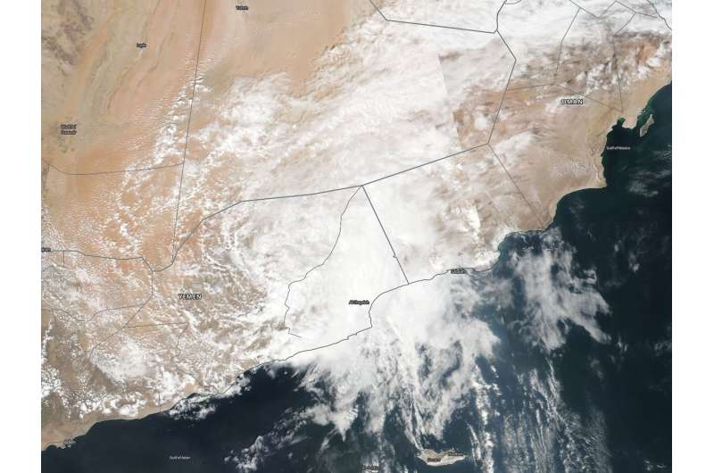 NASA finds remnants of Tropical Cyclone Luban near Yemen/Oman border
