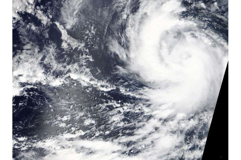 NASA's close up of Hurricane Rosa shows hint of an eye