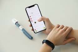 New connected device makes injectable insulin easier to monitor for diabetes type 1 patients