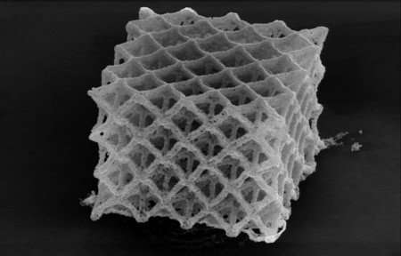 New process allows 3-D printing of nanoscale metal structures