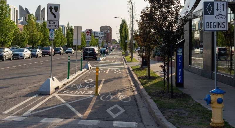 Protected bike lanes reduce stress, travel time for riders: study