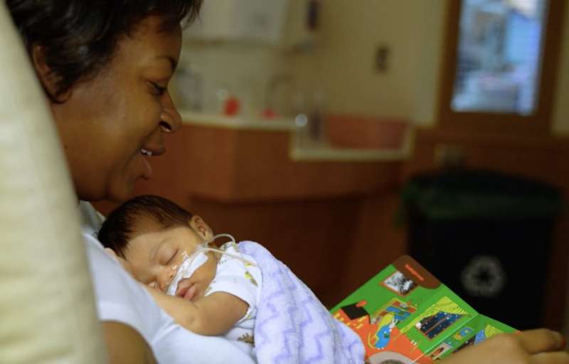 Reading and singing to preemies helps parents feel comfortable with their fragile babies
