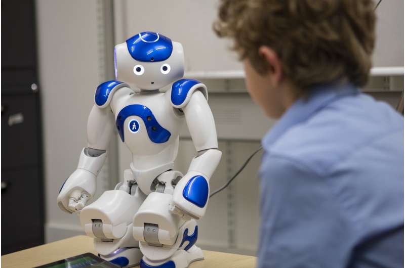 Robots have power to significantly influence children's opinions