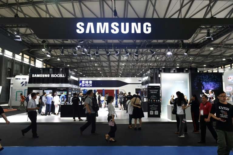 Samsung's forecast indicates an end to the firm's record-setting run in increasing operating profits